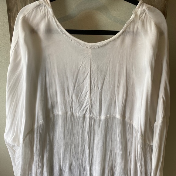 Pills for Anthropologie White Oversize Swing Blouse | Size M/L - Picture 9 of 9